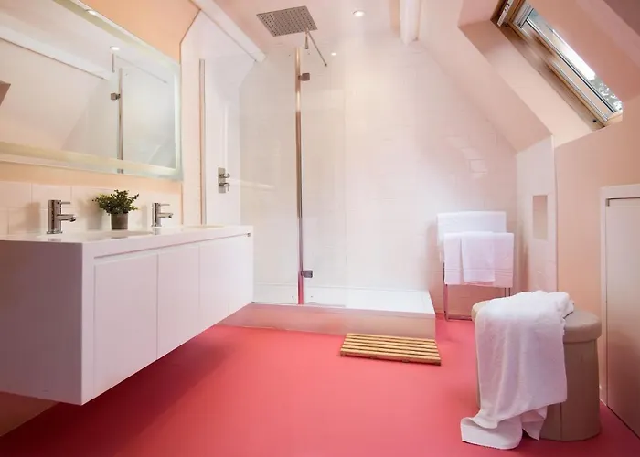 別荘 Aquarius Rising *